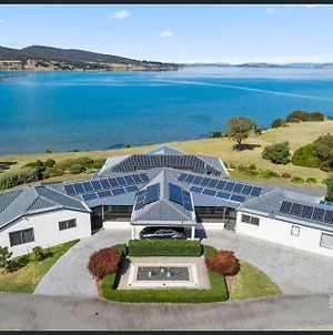 Appartement Amazing Sea Views Luxury House à Hobart Exterior photo