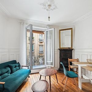 Elegant Appartement Parisien Pour 2 Personnes A Paris By Weekome Exterior photo
