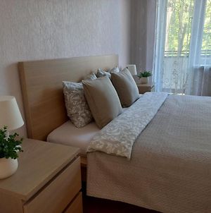 Center Two Bedroom Apartment Daugavpils Exterior photo