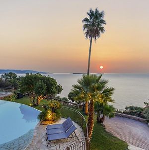 Luxurious Villa With Sea View - Villa Oneiro Théoule-sur-Mer Exterior photo