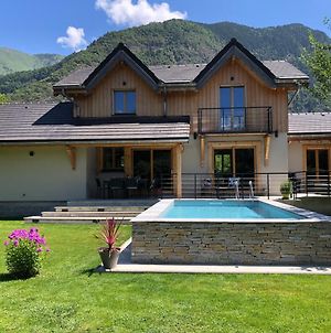 Villa Chalet Barbara With Swimming Pool In The Heart Of Oisans à Le Bourg-dʼOisans Exterior photo