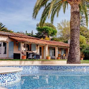 Villa Guestready - Poolside Retreat In Mougins Exterior photo