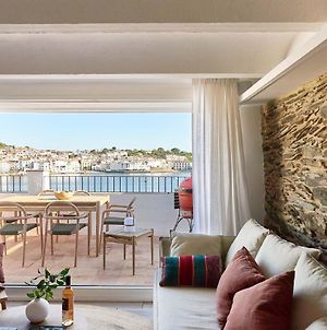 Beachfront Penthouse With Sea Views In Cadaqués Exterior photo