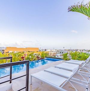 Beautiful Rooftop Pool At Menesse & Perfect Location Playa del Carmen Exterior photo