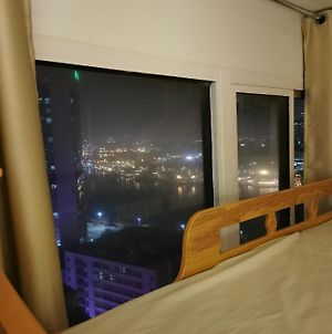 Cloud9 Premium Hostel Dubaï Exterior photo