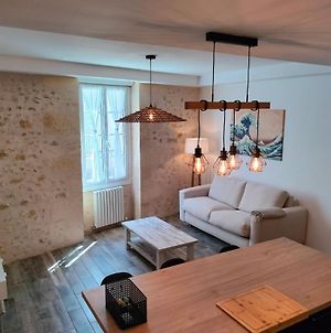 Appartement Logement Cosy Entre Vigne&Ocean à Castelnau-de-Médoc Exterior photo