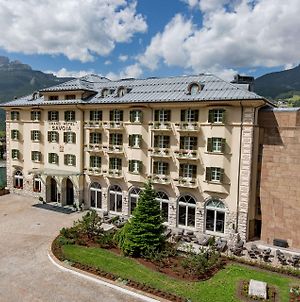 Grand Hotel Savoia Cortina D'Ampezzo, A Radisson Collection Hotel Exterior photo