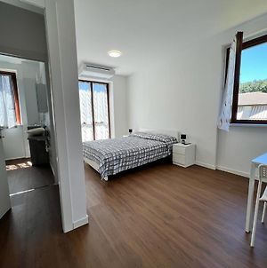 Appartement Kibilu - Via Dell'Ongaro à Cardano Al Campo Exterior photo
