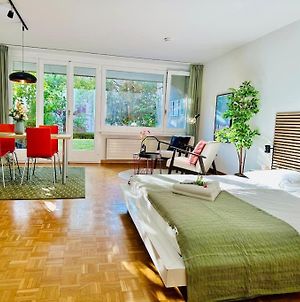 New, Central Studio With Garden Terrace And Much Privacy Zurich Exterior photo