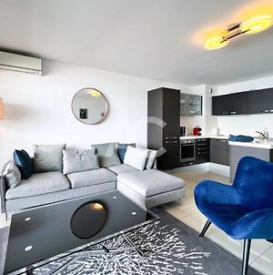 2 Bedrooms Apartment With Sea View - Victoria Palace Juan-les-Pins Exterior photo