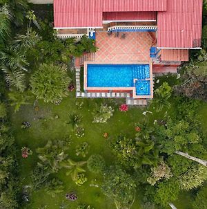 Villa Hummingbird House Panama à Los Altos de Cerro Azul Exterior photo