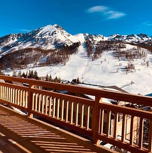 Chalet Grand Confort - Vue Pistes De Ski - Sauna & Bien Etre - Terrasses Panoramiques - Montgenèvre Exterior photo