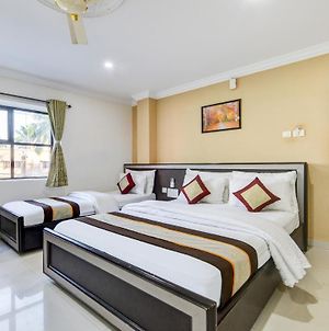 Pleasant Stays Hotel - Near Alrport Chennai Exterior photo