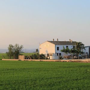 Villa Masia Llambrich à Deltebre Exterior photo