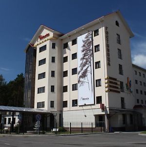 Westa Hotel Minsk Exterior photo