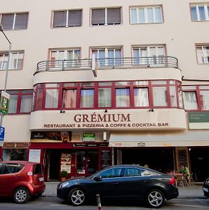 Penzion Gremium Bratislava Exterior photo