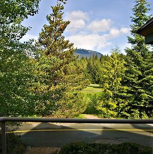 Gleneagles By Westwind Properties Whistler Room photo