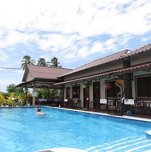 Hôtel Makara Bungalows à Sihanoukville Exterior photo