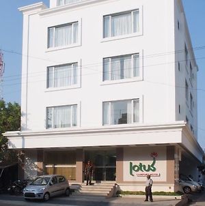 Lotus Comfort - A Pondy Hotel Pondichéry Exterior photo