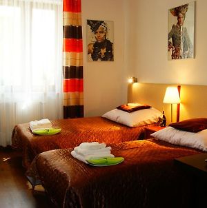 Appartement Apartament Parkowy à Kielce Room photo