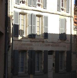 Appartements d'hôtes Santa Giulia Niort Exterior photo