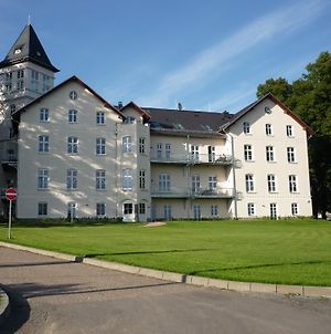 Appartement Jagdschloss Zu Hohen Niendorf à Ostseebad Kühlungsborn Exterior photo