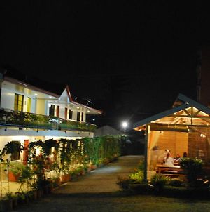 Lazea Tagaytay Inn Tagaytay City Exterior photo