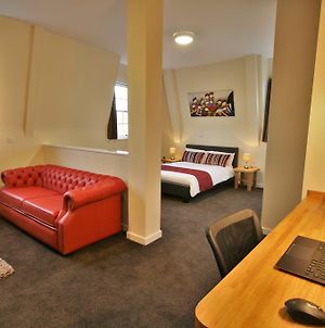Central Hotel Gloucester By Roomsbooked Room photo