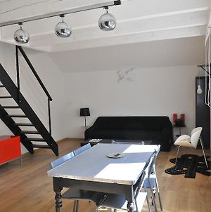 Appartement Studio Alpins à Annecy Room photo