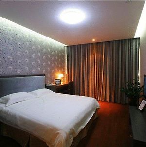 Shanghai Respond Apartment Hotel Room photo