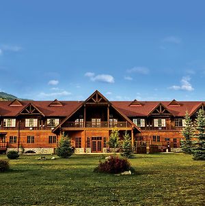Glacier House Resort Revelstoke Exterior photo