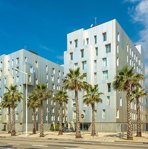 Urban District Apartments - Rambla Suites & Pool Barcelone Exterior photo