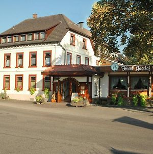 Hôtel Gasthof Pfauen à Oberkirch  Exterior photo