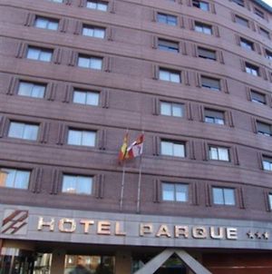Hotel Zentral Parque Valladolid Exterior photo