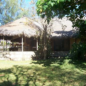 Villa Miadana Mahajanga Exterior photo