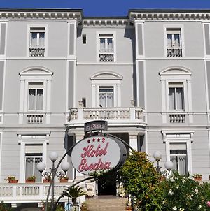 Hôtel Esedra à Rimini Exterior photo