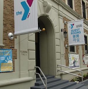 Auberge de jeunesse Flushing Ymca à New York Exterior photo