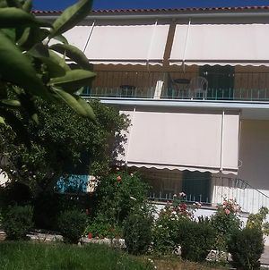 Mouragio Apartments Tirós Exterior photo
