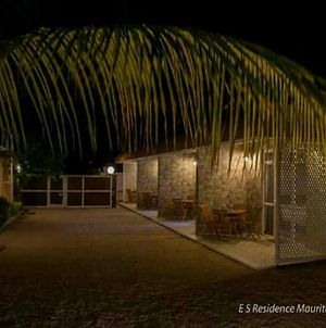 Easy Stay Residence Trou-aux-Biches Exterior photo