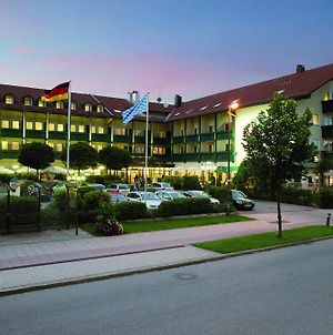 Bauer Hotel Und Restaurant Feldkirchen (Upper Bavaria) Exterior photo