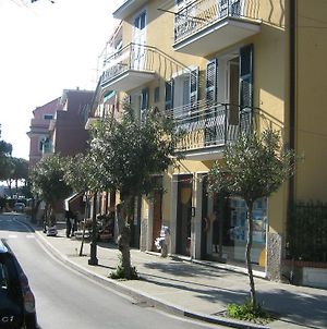 Appartement Casa Rita à Moneglia Exterior photo