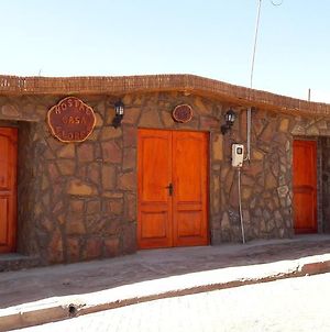Hostal Casa Flores San Pedro De Atacama Exterior photo