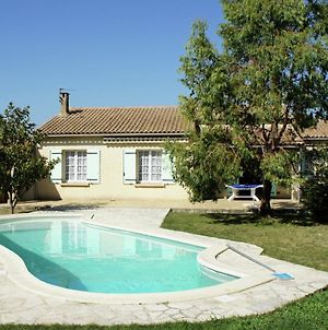 Villa Bungalow With Pool Ideally Located In Provence à Plan-dʼOrgon Exterior photo