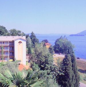 Apartment In A Residence On Lake Maggiore Near The Beach Verbania Exterior photo