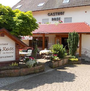 Hôtel Gasthof Rose à Oberkirch  Exterior photo