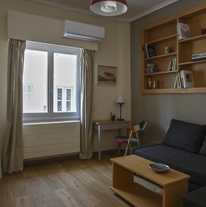 Miranda'S Apartment In Thissio Athènes Exterior photo