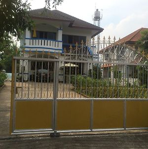 Home Baan Chiang Mai Exterior photo