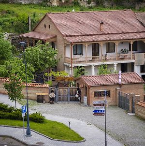 GNG Guest House Telavi Exterior photo