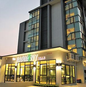 Hôtel The Harmony Ville à Phitsanulok Exterior photo