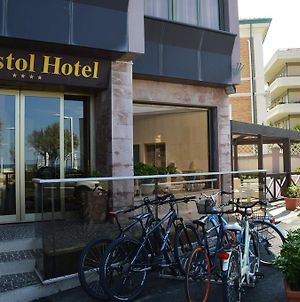 Hotel Bristol Pesaro Exterior photo